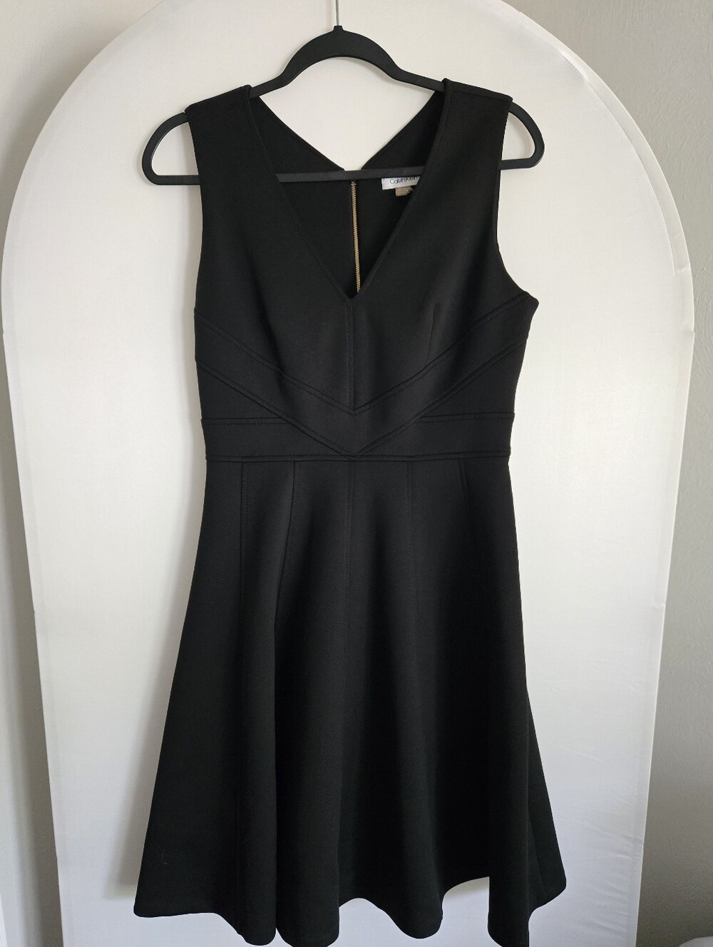 Calvin Klein Black Sleeveless V-Neck Fit-and-Flare Dress